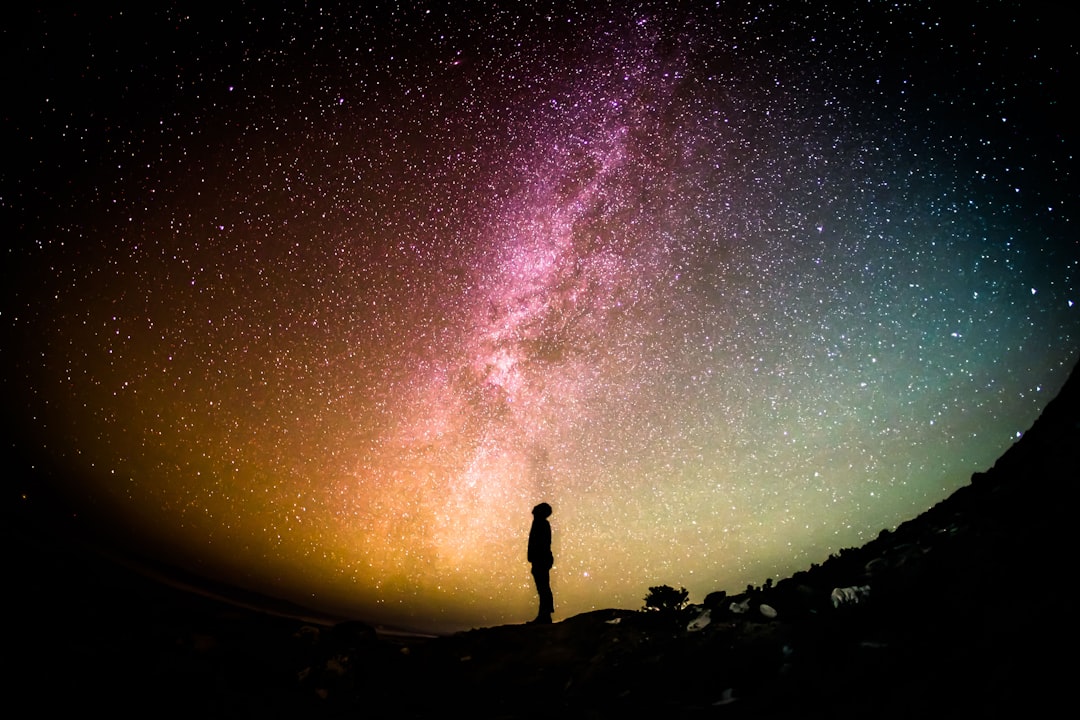 Meditatie: waarom steeds meer mensen dagelijks even stilstaan